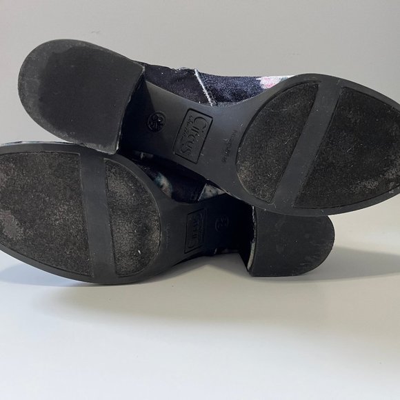 Circus by Sam Edelman Velvet Ankle Boots - Picture 9 of 9